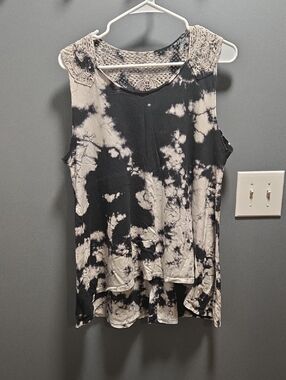 American Age Tie-Dye Tank Top With Crochet Detail